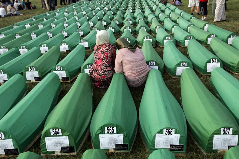 Danas Je Godišnjica Genocida U Srebrenici (FOTO)